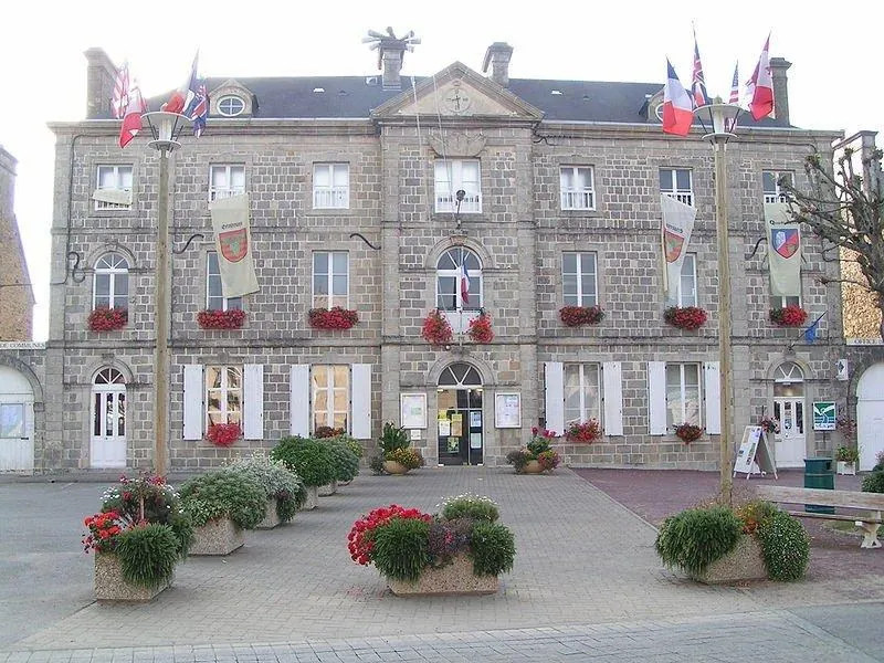 Le bourg de Quettehou